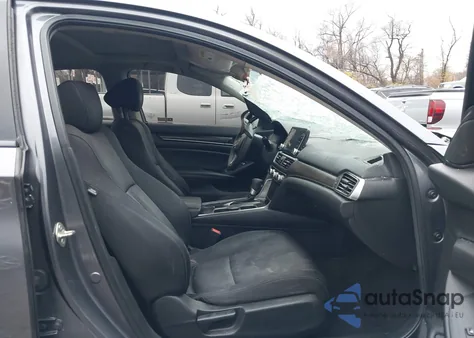 2019 Honda Accord Ex z USA, uszkodzony, nr VIN 1HGCV1F41KA136019